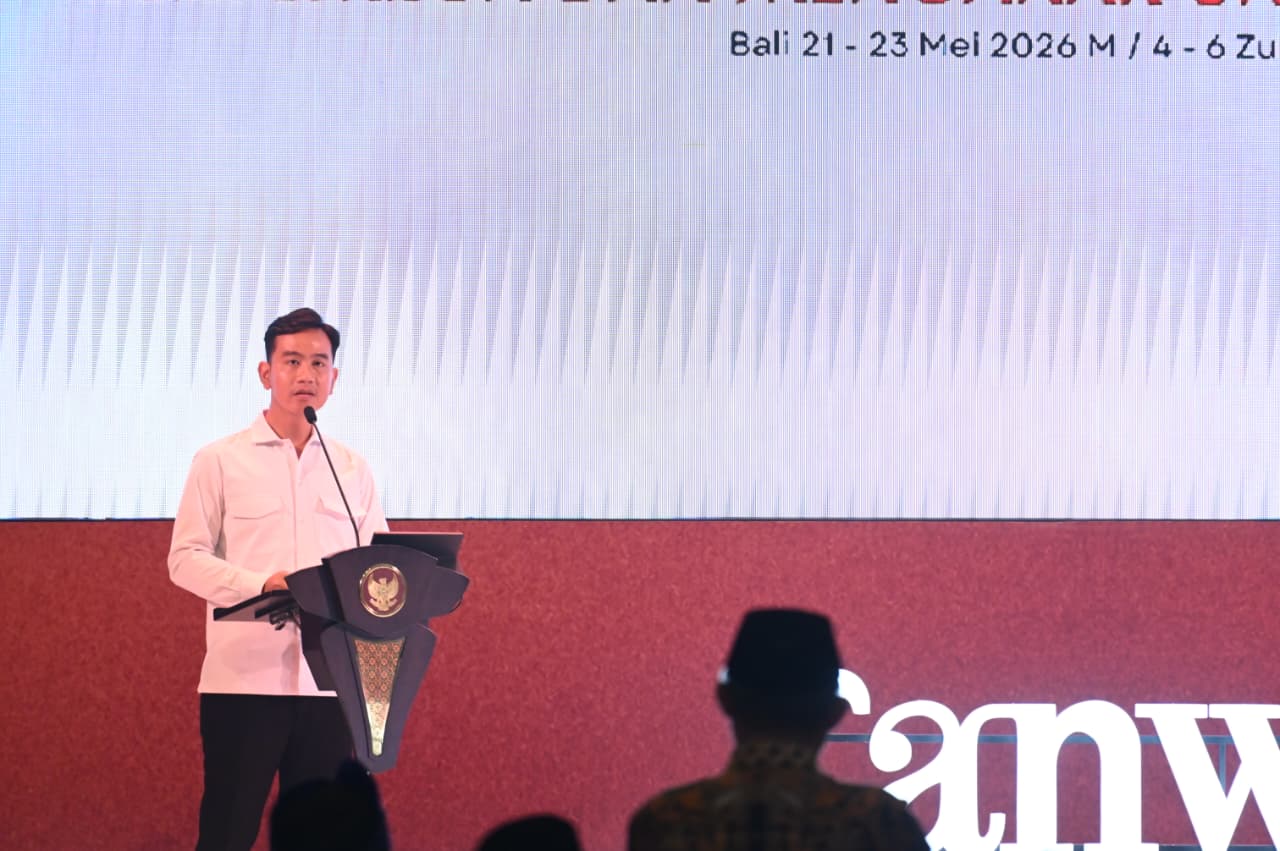 Read more about the article Wapres Gibran dan Mendikdasmen Abdul Mu’ti Dorong Digitalisasi Pembelajaran hingga Pelosok Papua